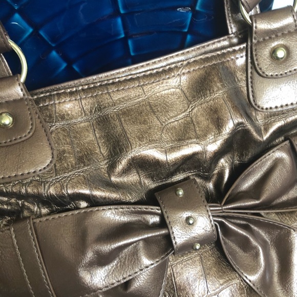 Metallic Bronze or Brown Shoulder Bag - Picture 3 of 8